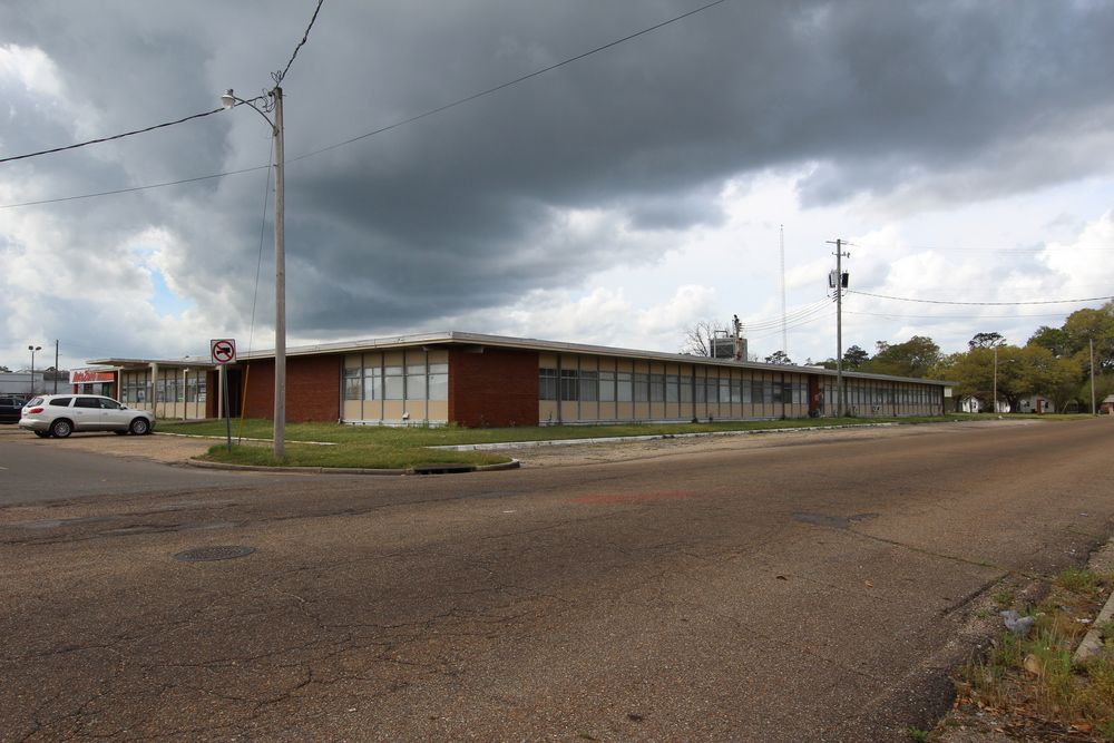 Cornerstone Building: 301 Humble Ave, Hattiesburg, MS 39401